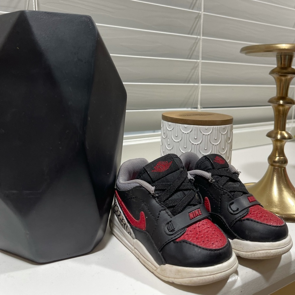 EUC Infant Size 4 Jordan’s